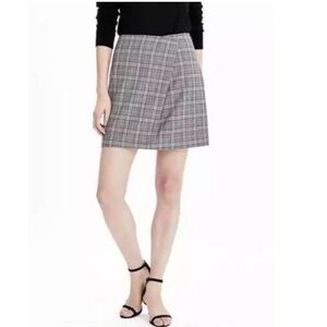 Banana Republic Black Plaid Front Flap Mini Skirt, Size 2, Preloved
